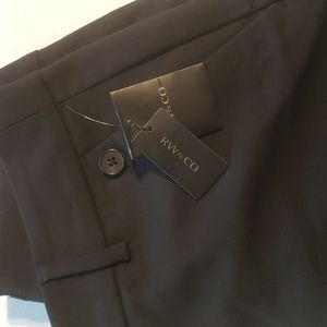 Black straight leg dress pant RW & Co. Size 8
